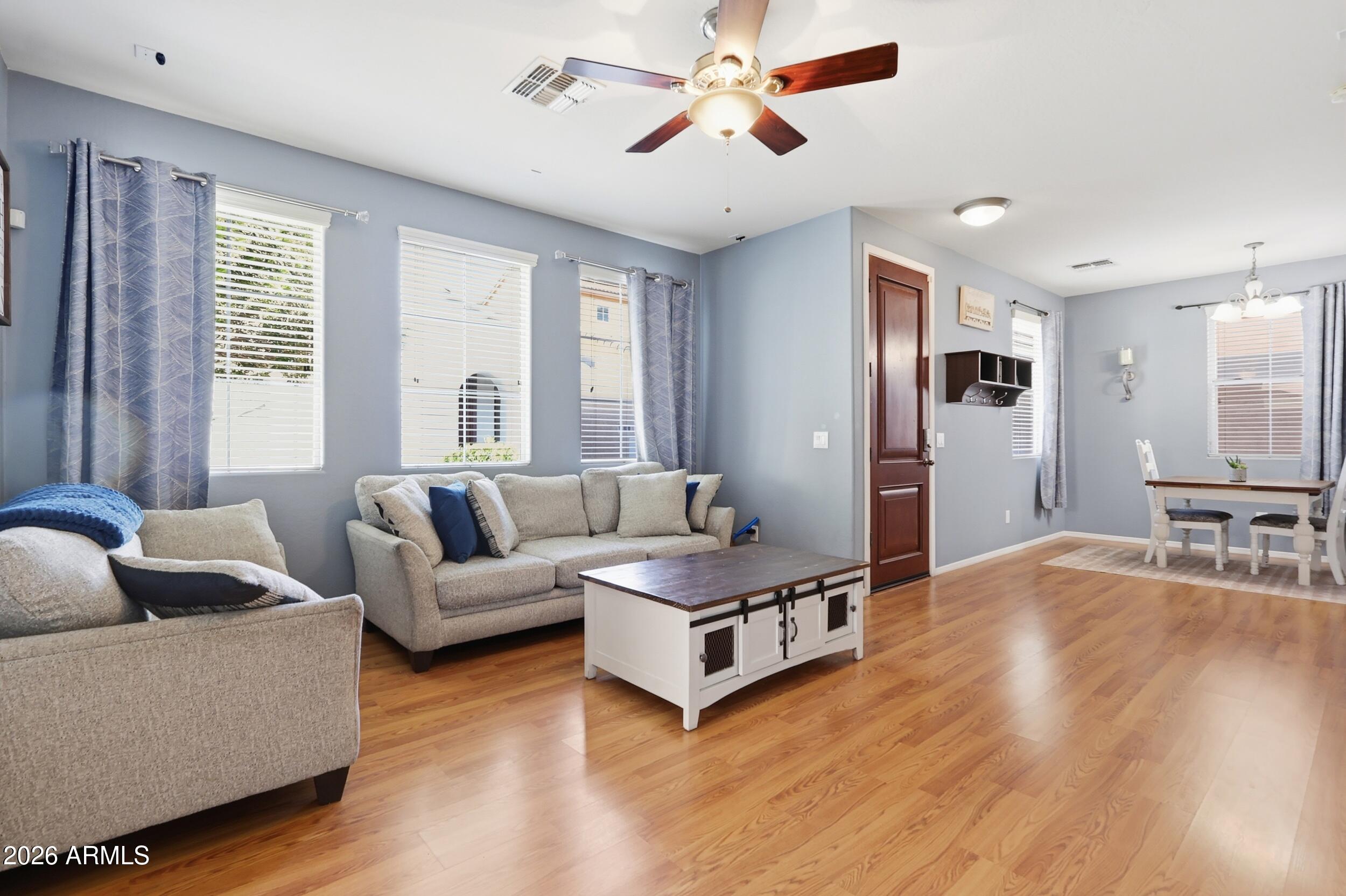 4027 East Milky Way Gilbert, AZ 85295 - Photo 7 of 38 8_img_1257