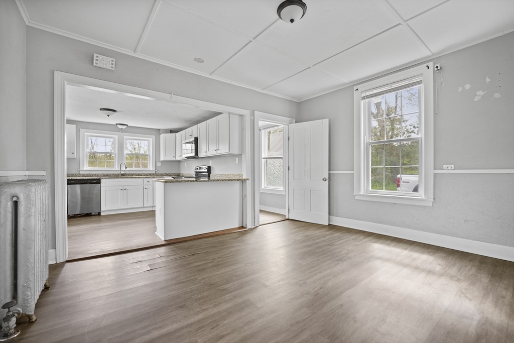43 Hastings Road Spencer, MA 01562 - Photo 8 of 27 Gallery Image 8
