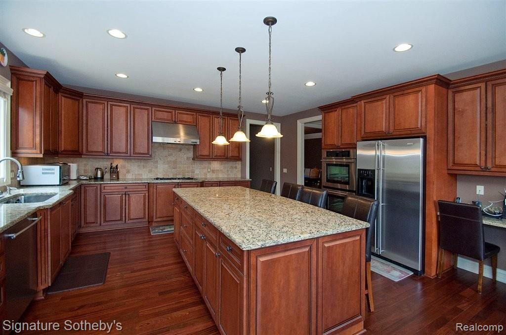 Gourmet Kitchen