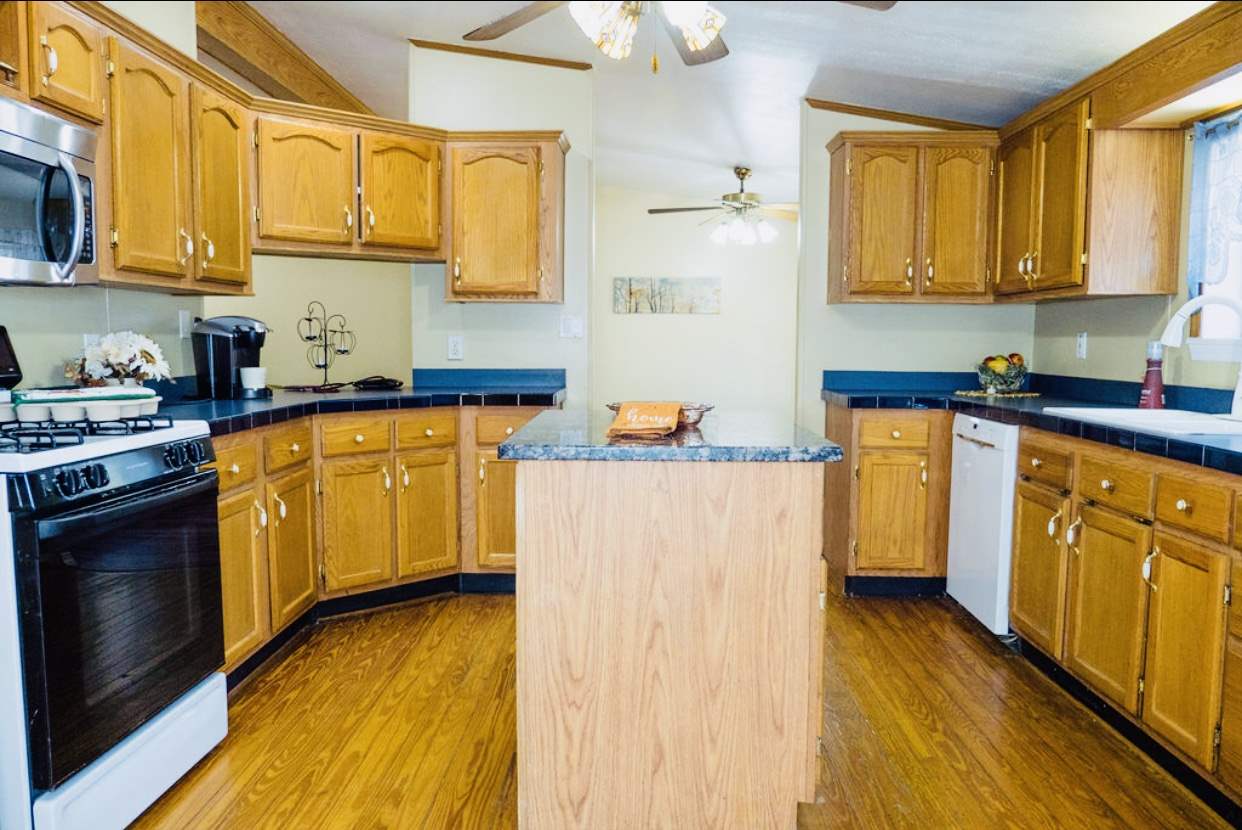 32 Hawaii Lane Rochester, NH 03867 - Photo 15 of 37
