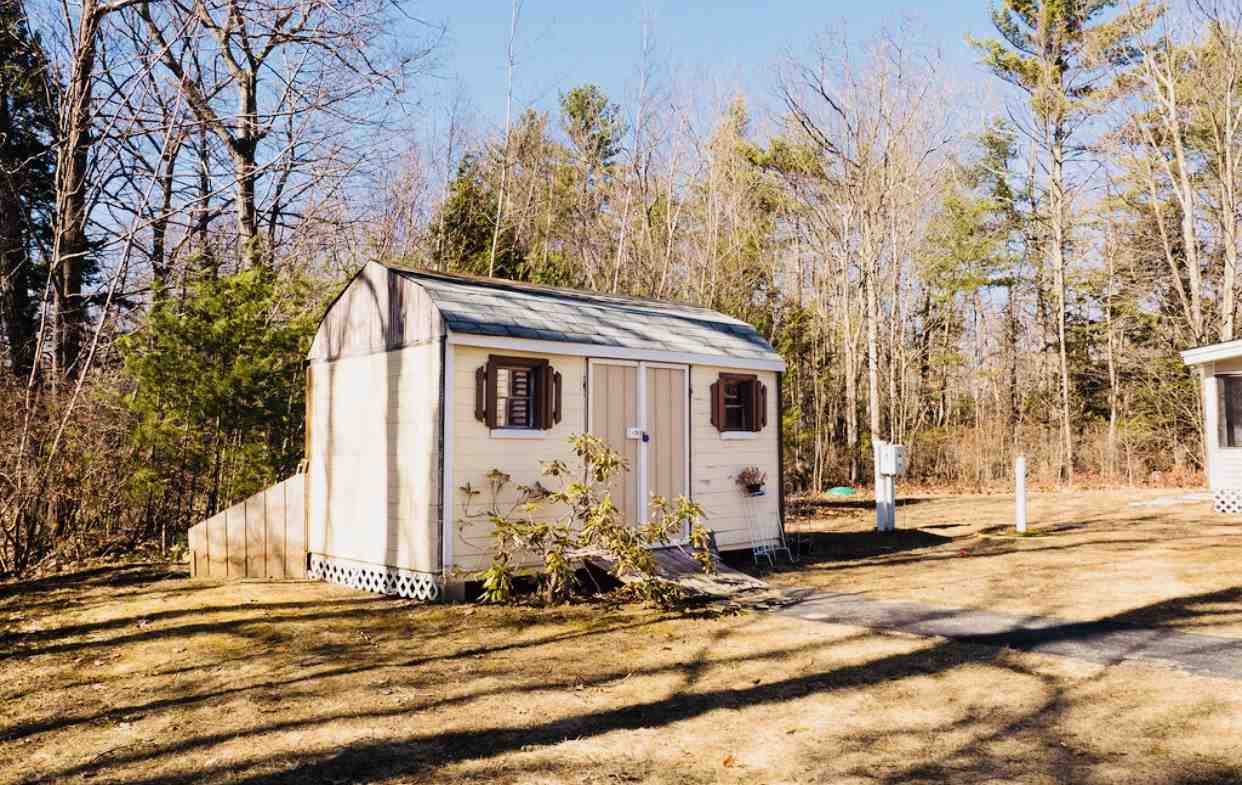 32 Hawaii Lane Rochester, NH 03867 - Photo 5 of 37