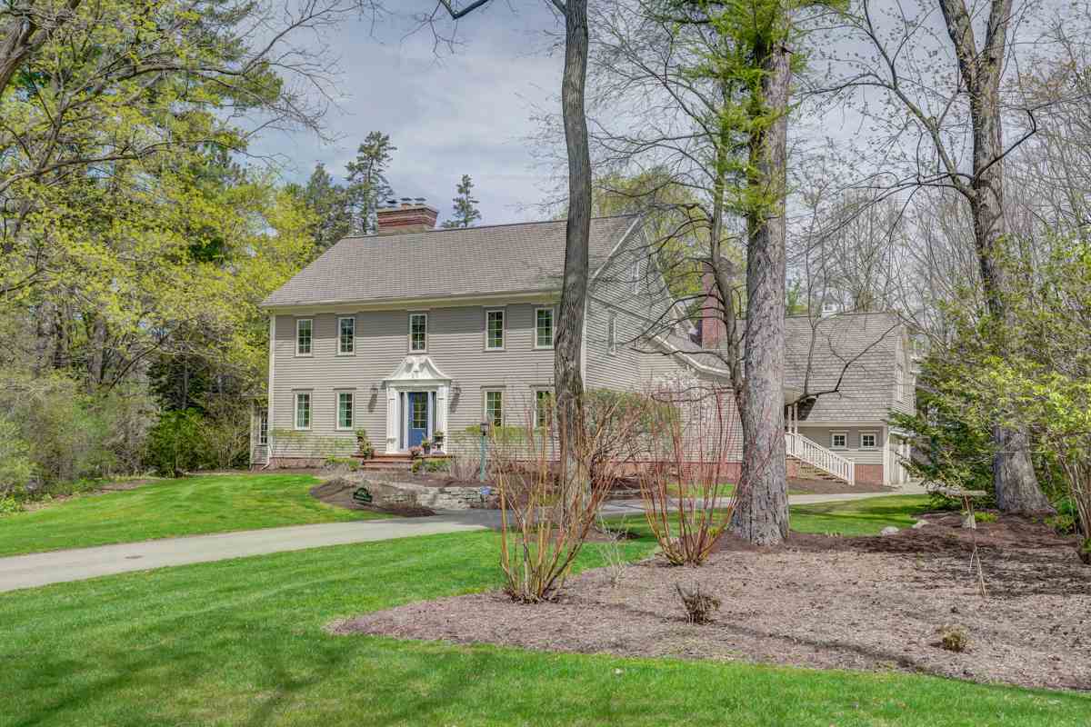 6042 South Highlands Avenue Madison, WI 53705 - Photo 1 of 1