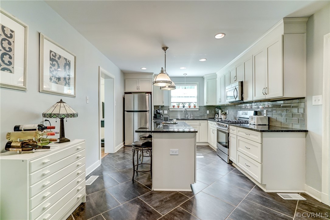 6901 Everview Road Richmond, VA 23226 - Photo 9 of 28 Gallery Image 9
