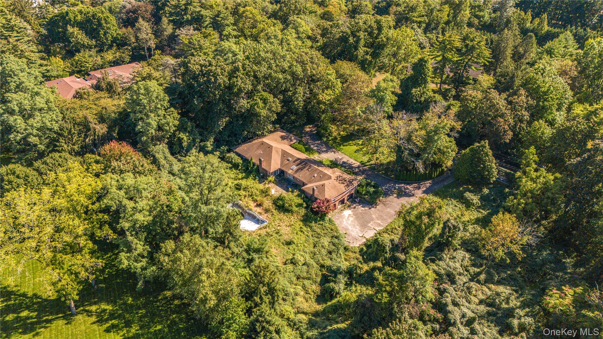 169 Middle Neck Road Sands Point, NY 11050 - Photo 6 of 15 a view of a yard