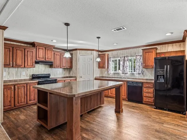 $235,000 | 185 McMahan Drive, Crawfordville, FL 32327