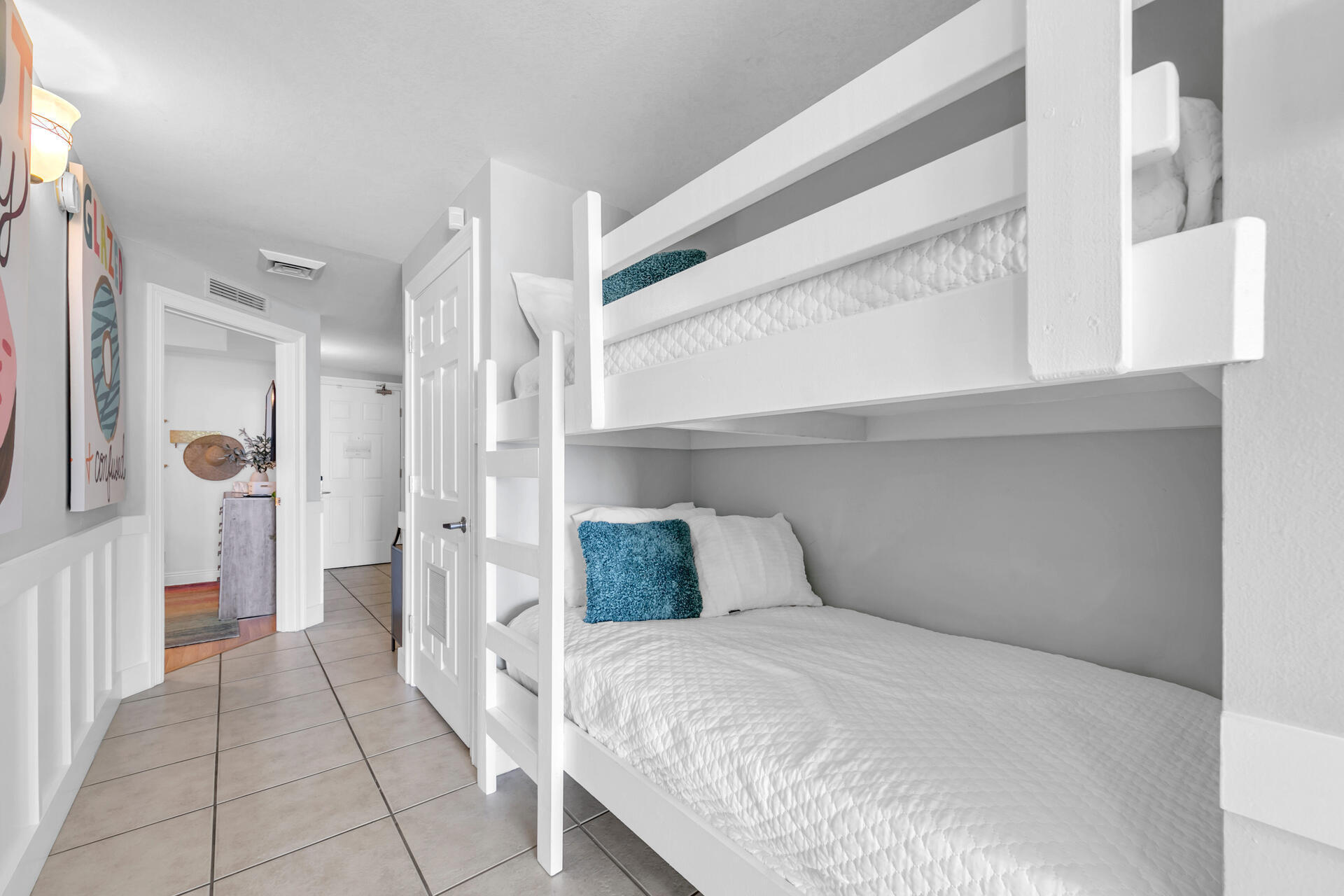 15817 Front Beach Road, Unit 1007 Panama City Beach, FL 32413 - Photo 13 of 33 15812 Front Beach Rd 11007 Panama City B