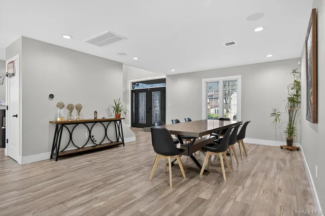 $1,999,999 | 14 Woodland Drive, Old Bethpage, NY 11804