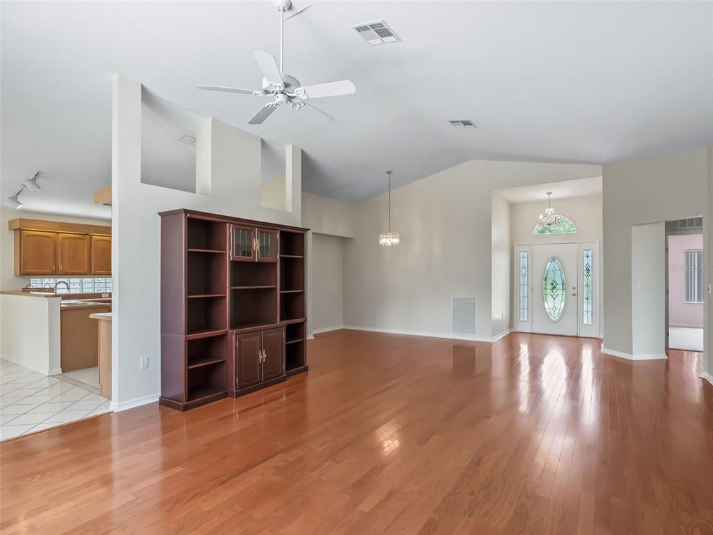 6318 Southwest 117th Loop Ocala, FL 34476 - Photo 7 of 48