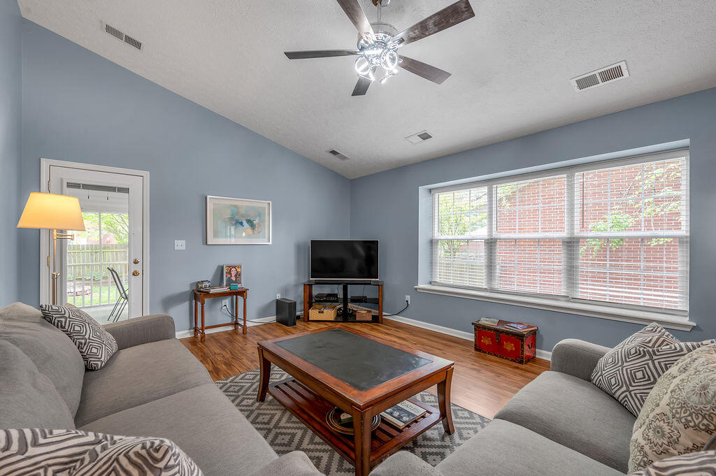 2029 Allegheny Way Lexington, KY 40513 - Photo 10 of 49 TDB_4371