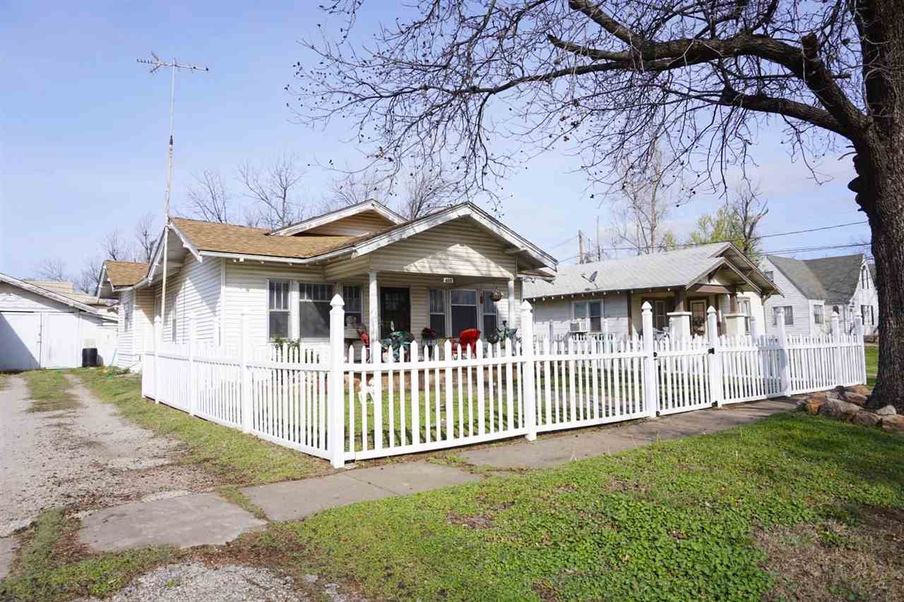 605 North 11th Street Perry, OK 73077 - Photo 2 of 26 Gallery Image 2