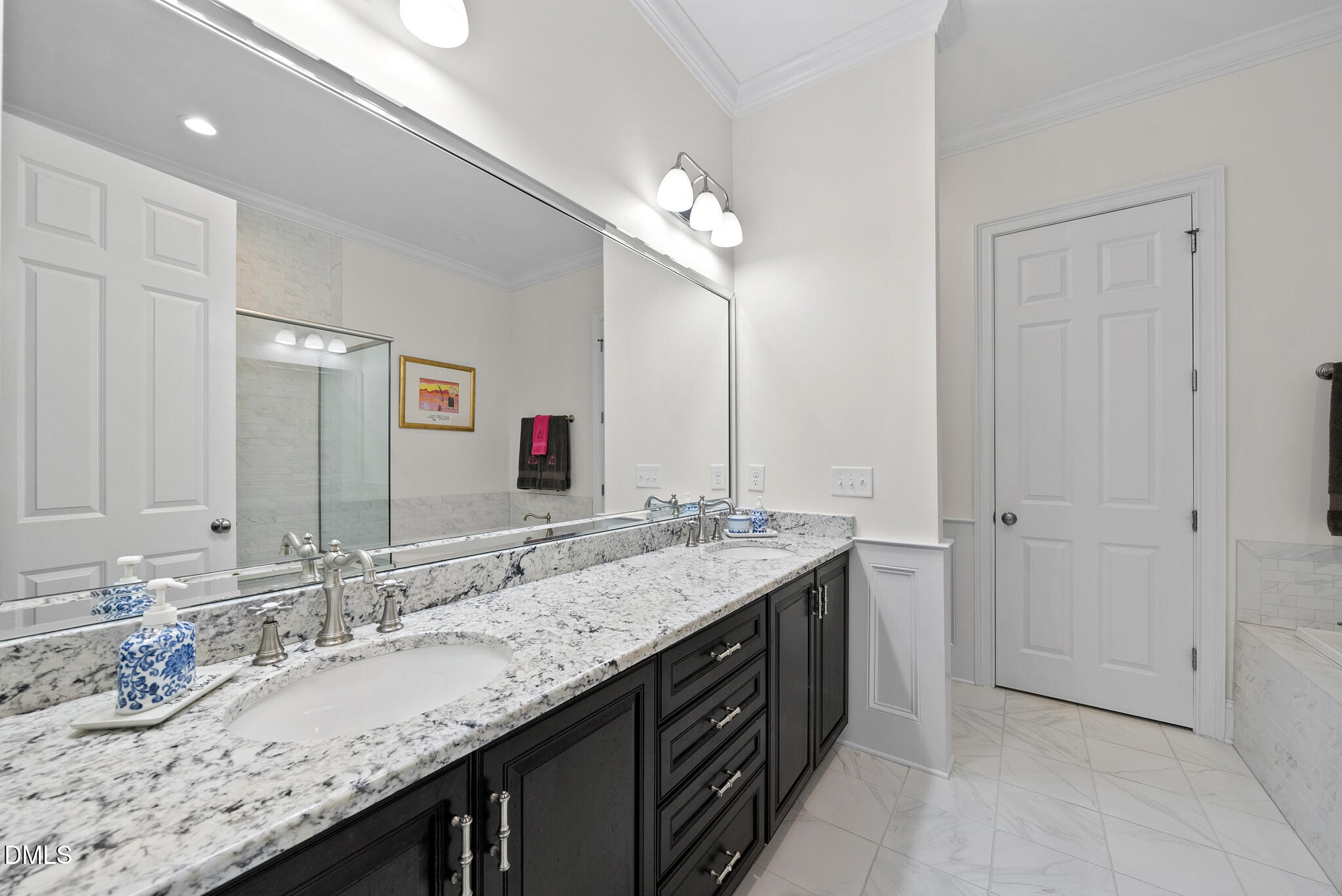 2440 Noble Road Raleigh, NC 27608 - Photo 17 of 41 DSC09345