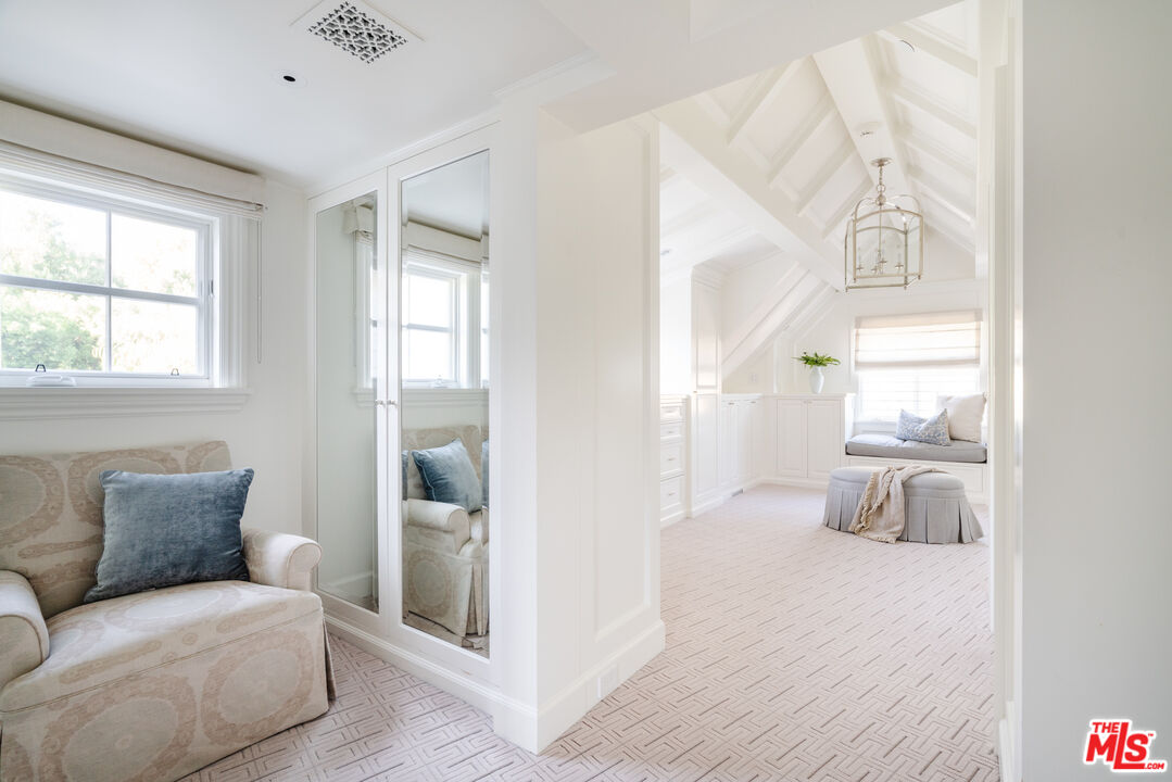 347 Fordyce Road Los Angeles, CA 90049 - Photo 29 of 54