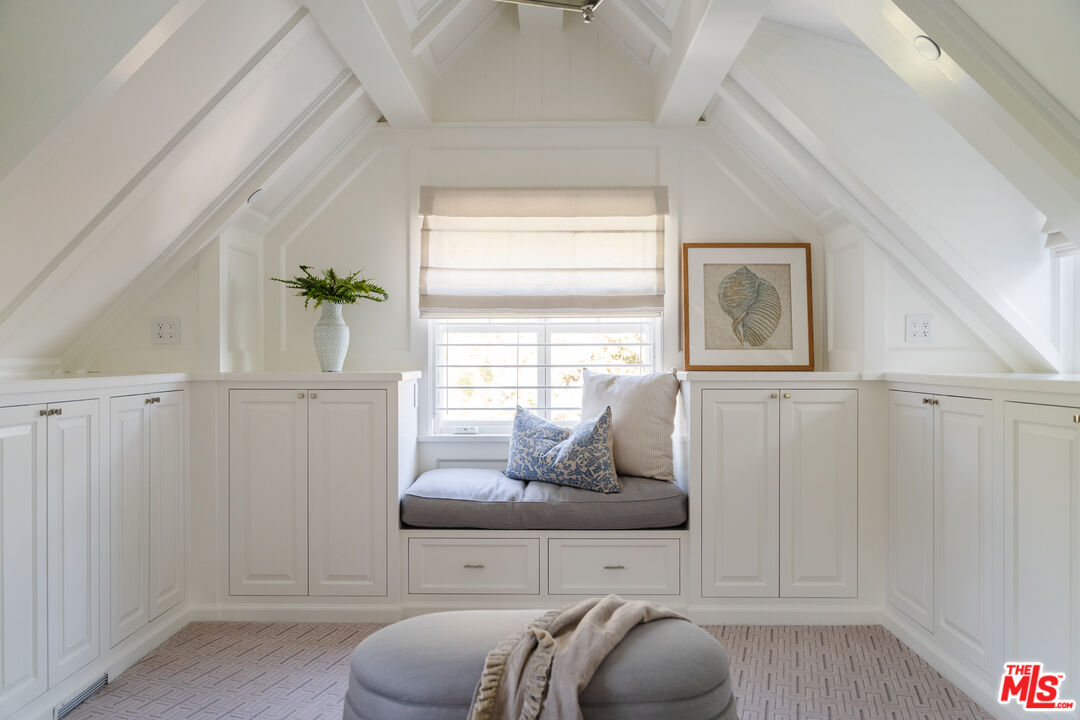 347 Fordyce Road Los Angeles, CA 90049 - Photo 31 of 54