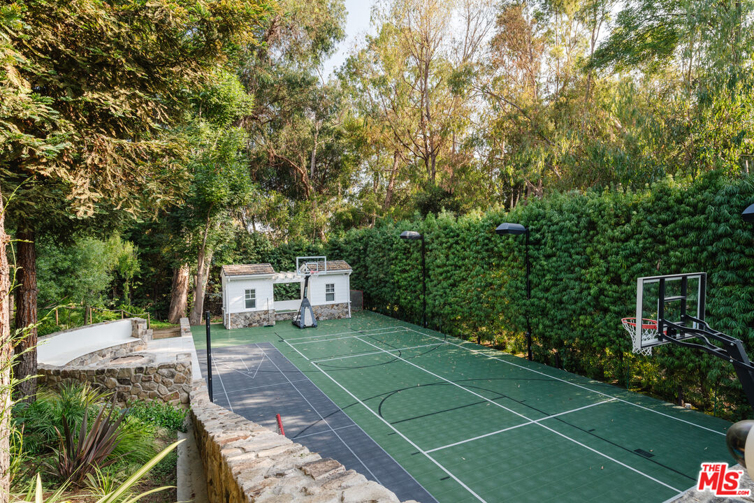 347 Fordyce Road Los Angeles, CA 90049 - Photo 52 of 54