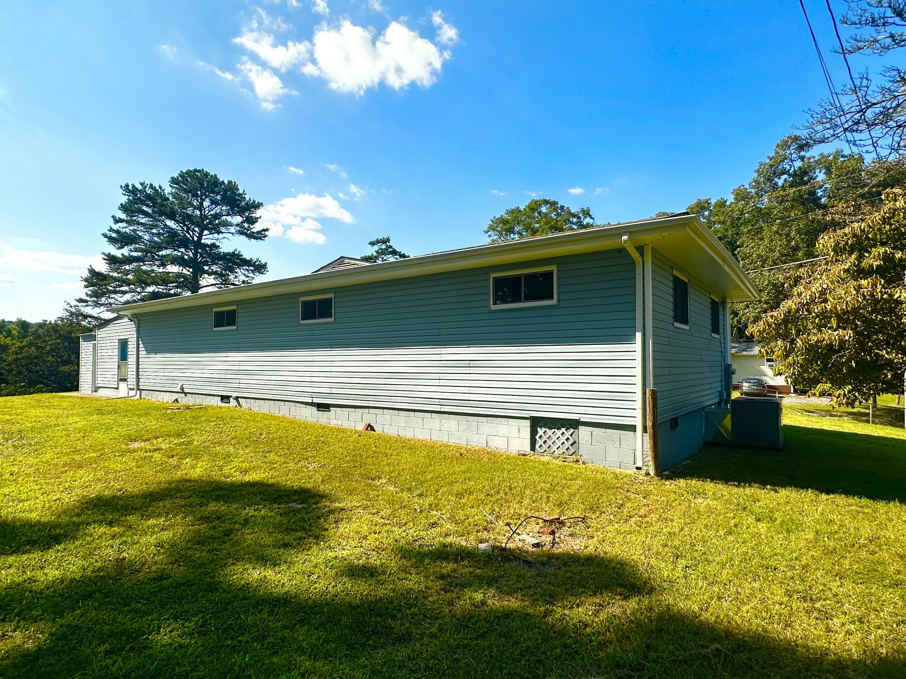 70 Brogdon Drive Chickamauga, GA 30707 - Photo 5 of 54 IMG_9485