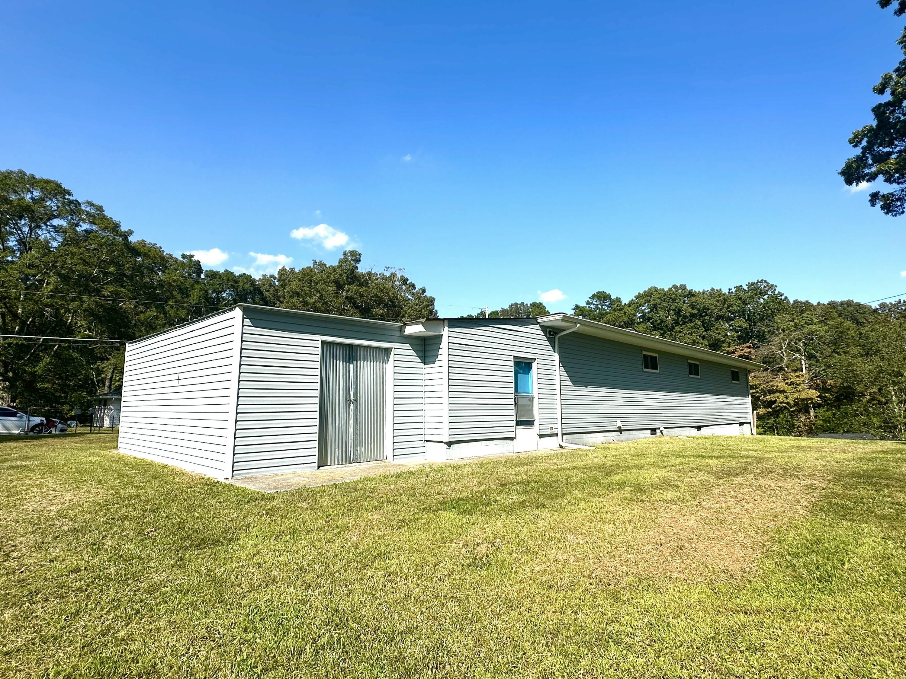 70 Brogdon Drive Chickamauga, GA 30707 - Photo 7 of 54 IMG_9487