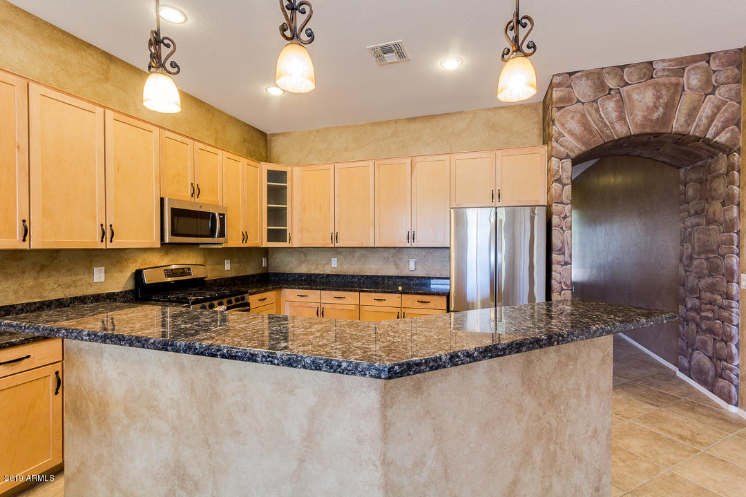 5601 West Carson Road Laveen, AZ 85339 - Photo 14 of 42 Granite Counters