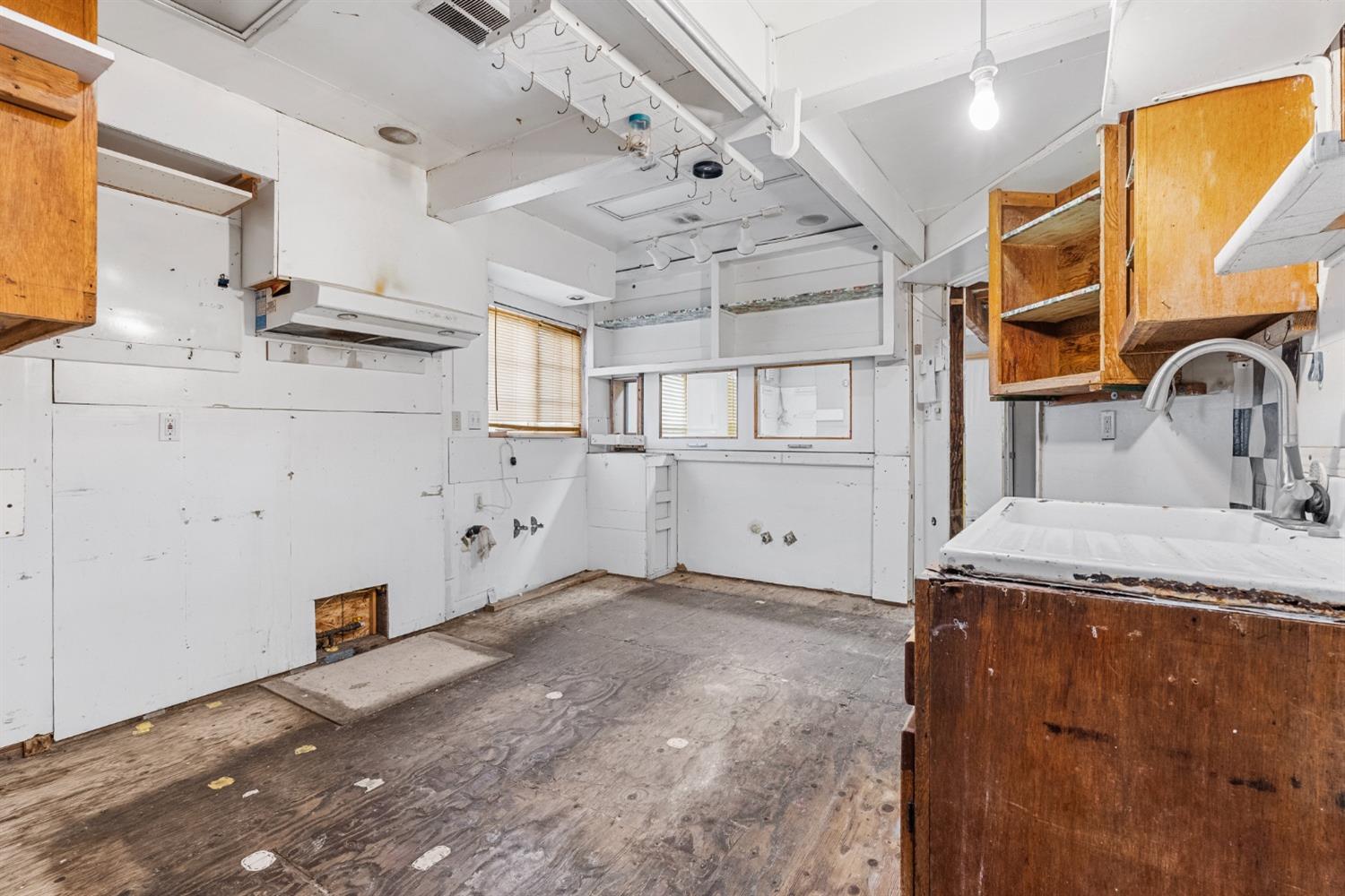 168 Loftus Road Bay Point, CA 94565 - Photo 22 of 58