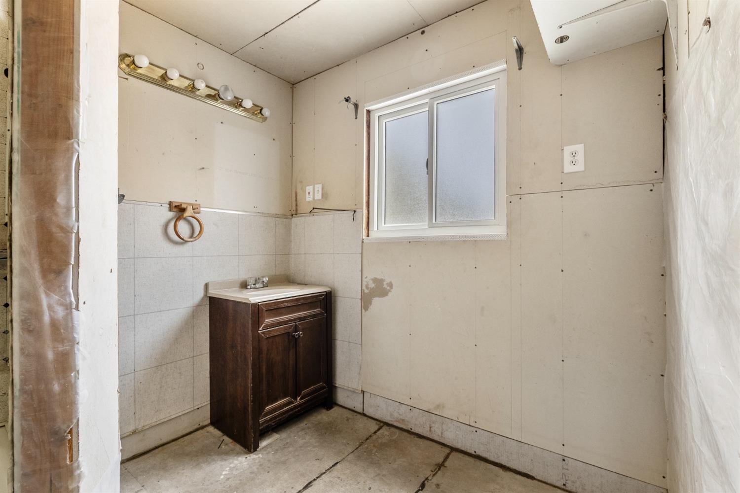 168 Loftus Road Bay Point, CA 94565 - Photo 44 of 58