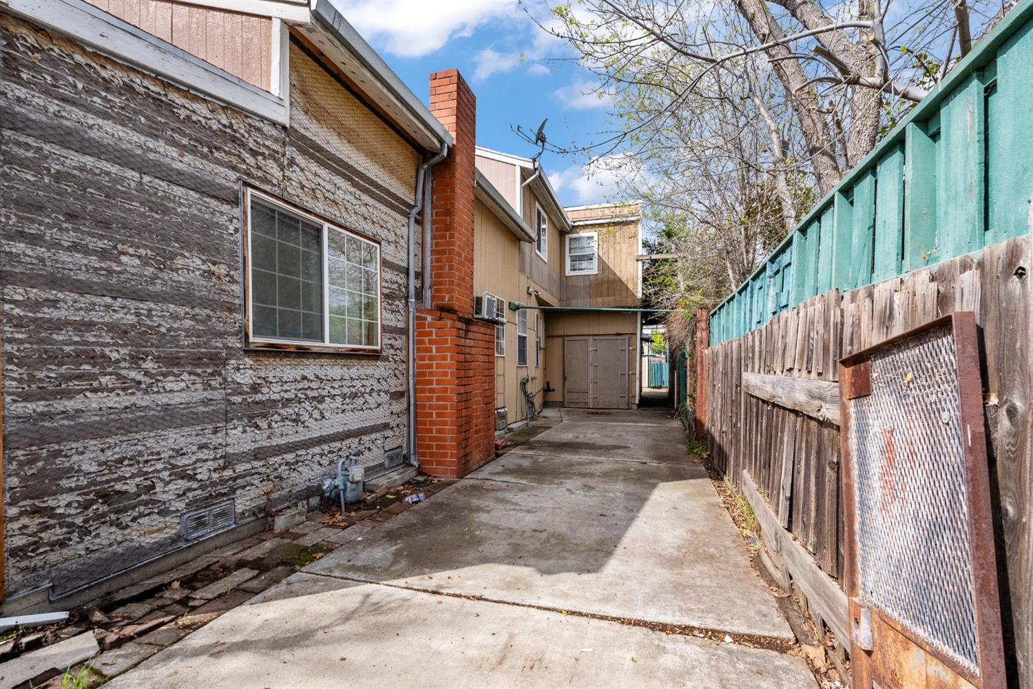 168 Loftus Road Bay Point, CA 94565 - Photo 5 of 58