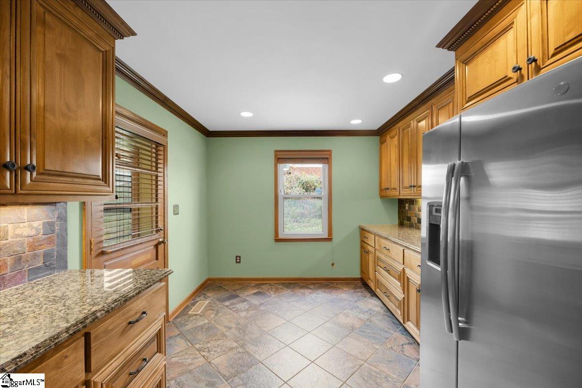 1030 Williams Road Piedmont, SC 29673 - Photo 13 of 35