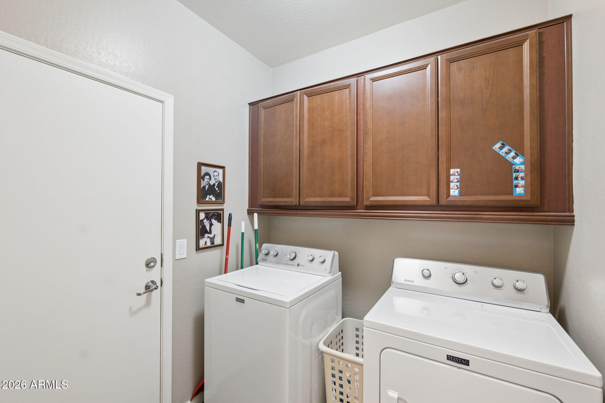 8993 West Ruth Avenue Peoria, AZ 85345 - Photo 20 of 24 a utility room with dryer and washer