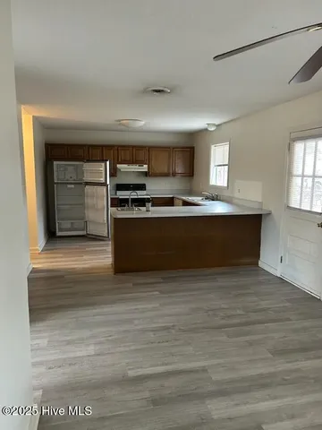 $1,250 | 103 Persimmon Court, Jacksonville, NC 28546