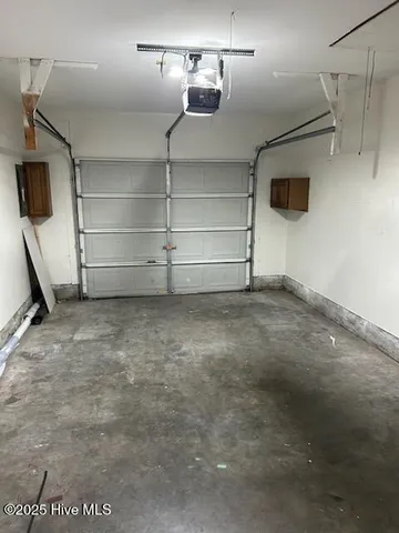 $1,250 | 103 Persimmon Court, Jacksonville, NC 28546