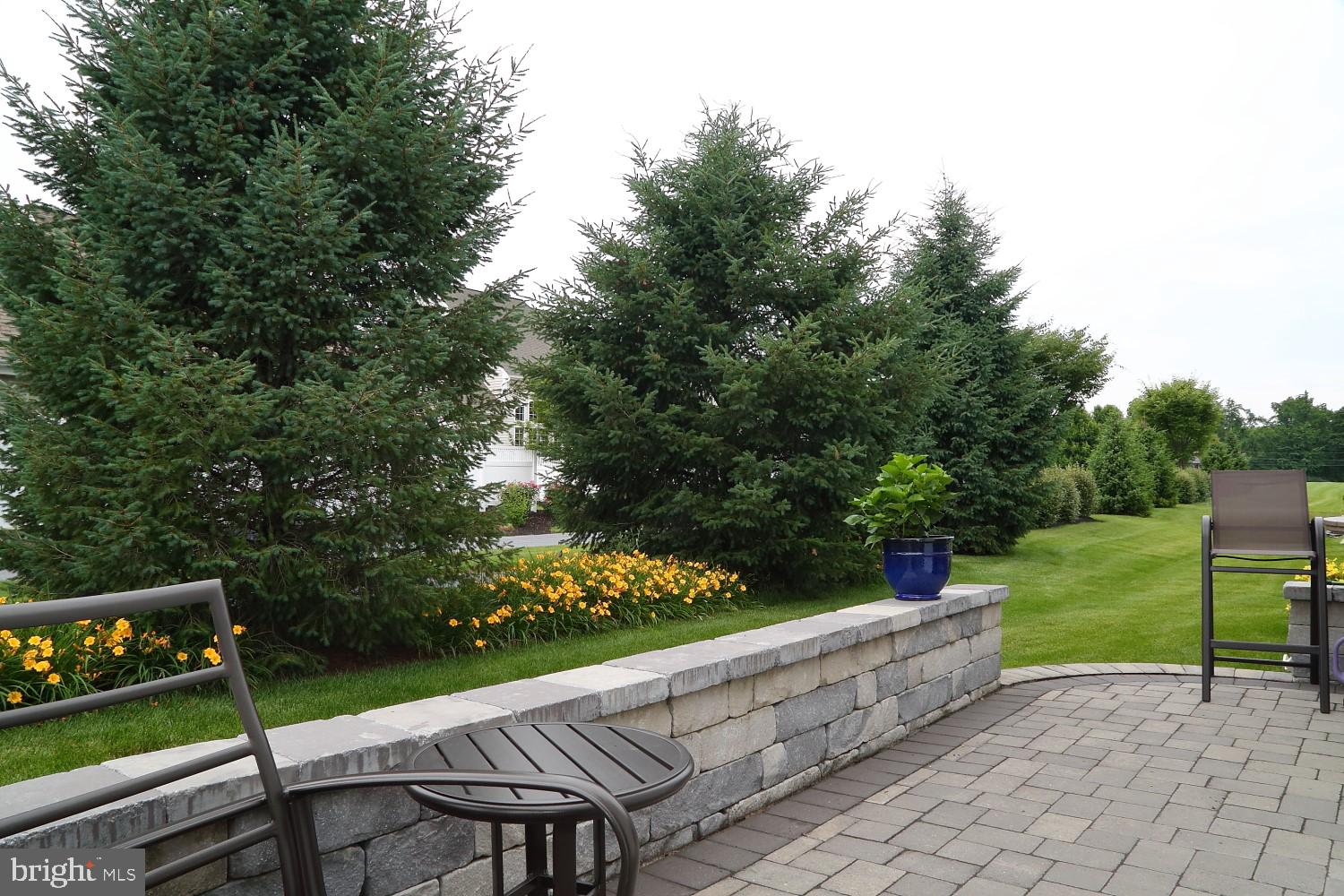 1538 Parvin Road Lancaster, PA 17601 - Photo 30 of 37 PATIO