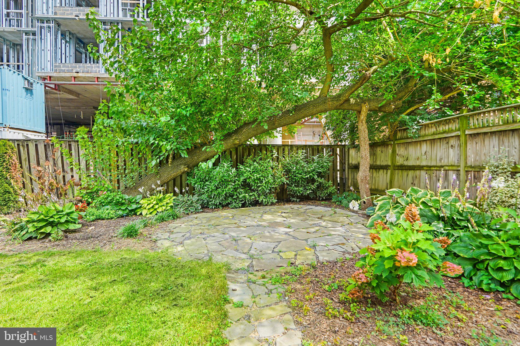 8013 Glenbrook Road Bethesda, MD 20814 - Photo 38 of 41
