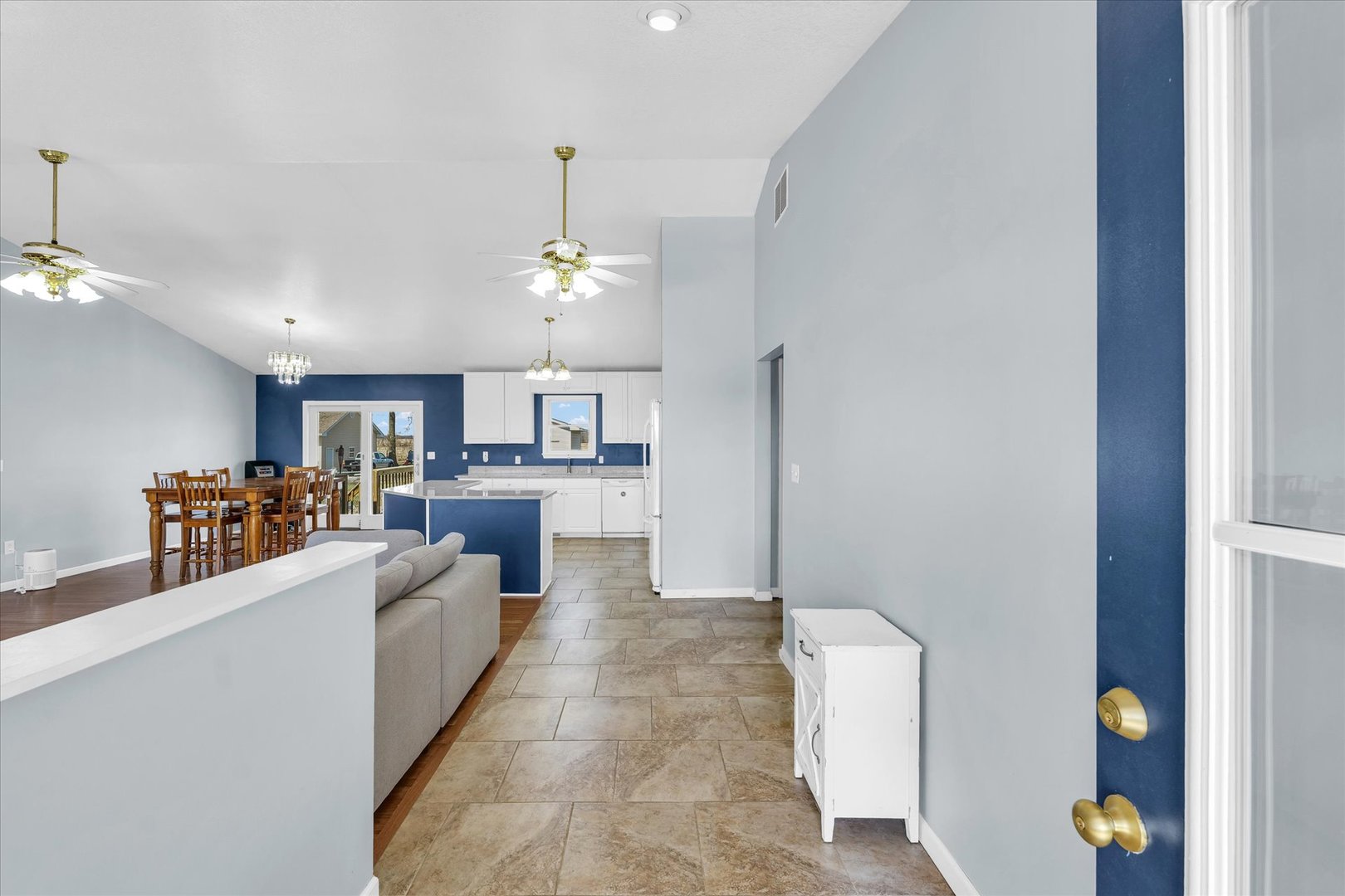 12851 Kickapoo Park Road Oakwood, IL 61858 - Photo 8 of 50