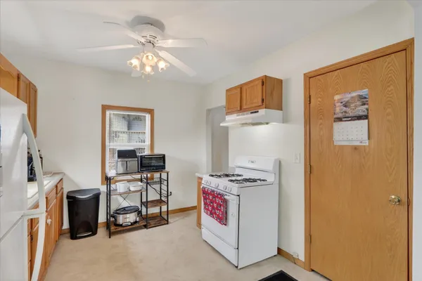 $160,000 | 852 Johnson Street, Beloit, WI 53511