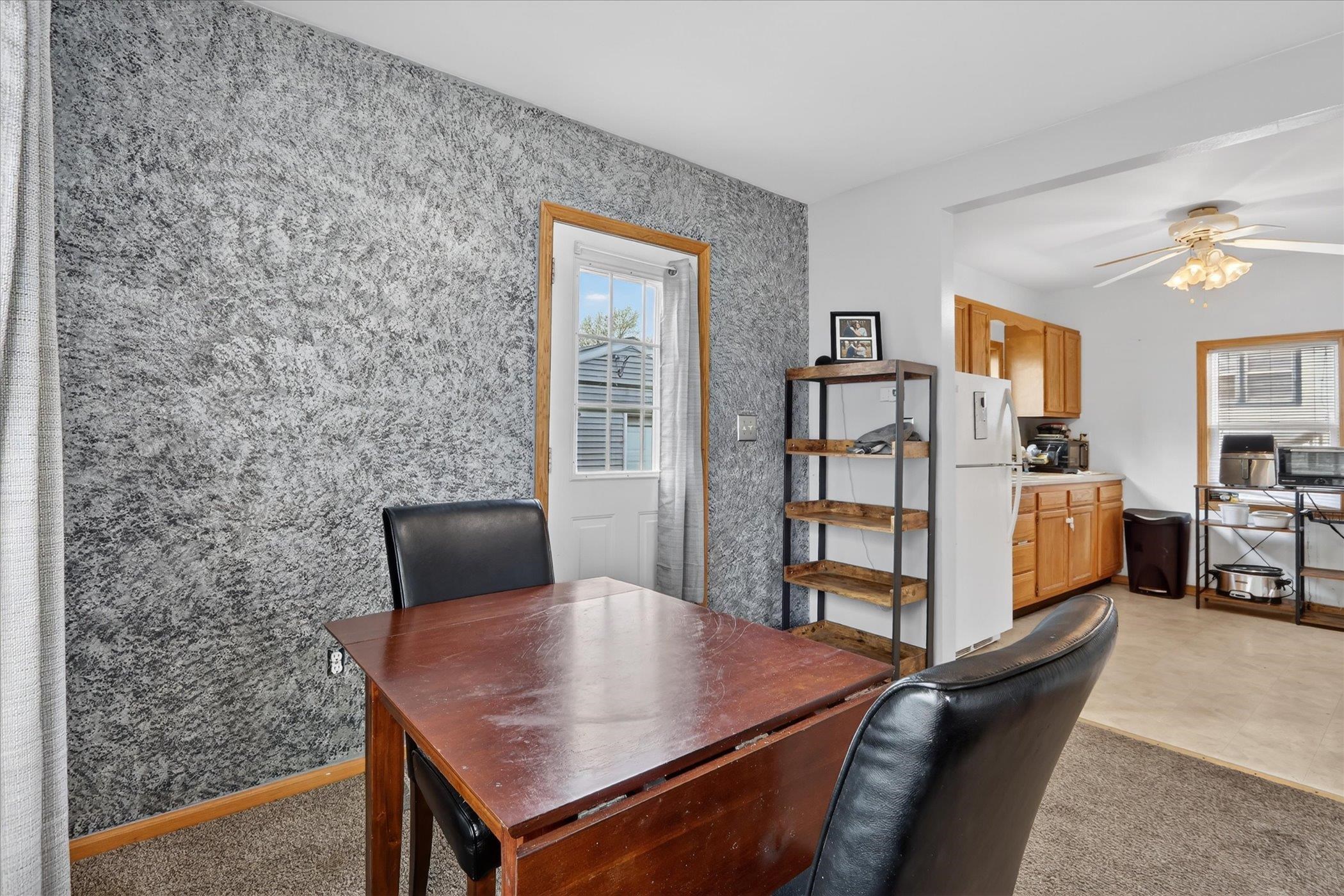 852 Johnson Street Beloit, WI 53511 - Photo 18 of 37