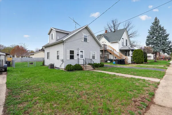 $160,000 | 852 Johnson Street, Beloit, WI 53511