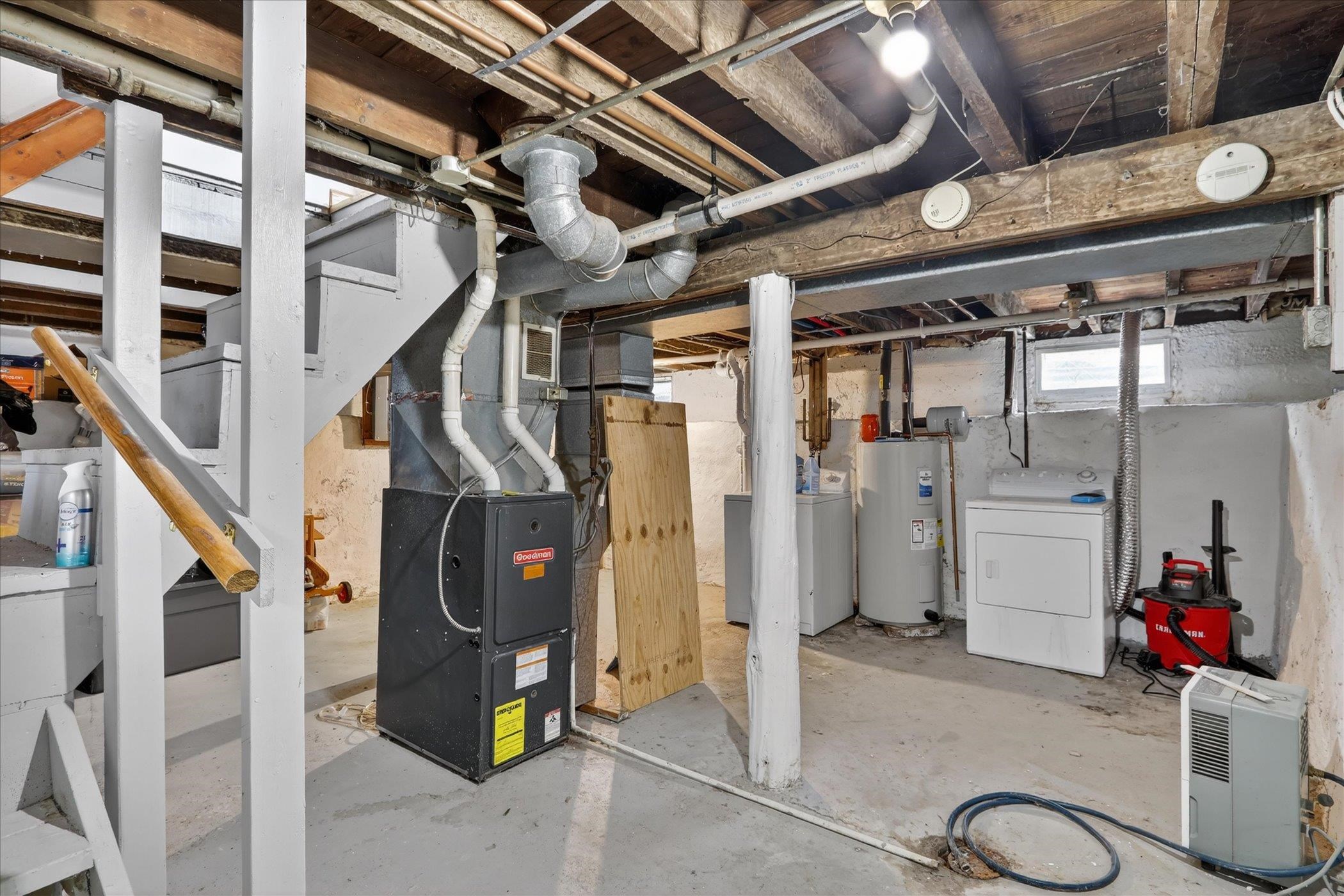 852 Johnson Street Beloit, WI 53511 - Photo 29 of 37