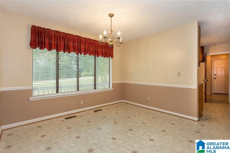 150 Upper 10 Road Anniston, AL 36206 - Photo 15 of 46