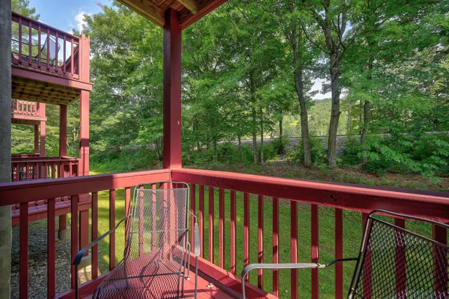 $179,900 | 8 H River Run Drive, Unit H, Bartlett, NH 03812