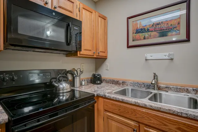 $179,900 | 8 H River Run Drive, Unit H, Bartlett, NH 03812