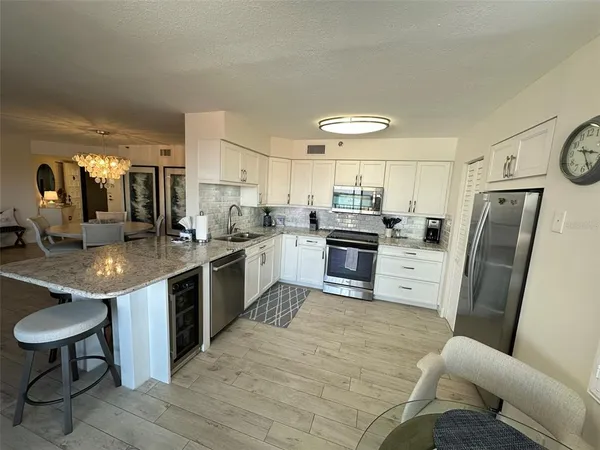 $2,750 | 6291 Bahia Del Mar Circle, Unit 303, St. Petersburg, FL 33715