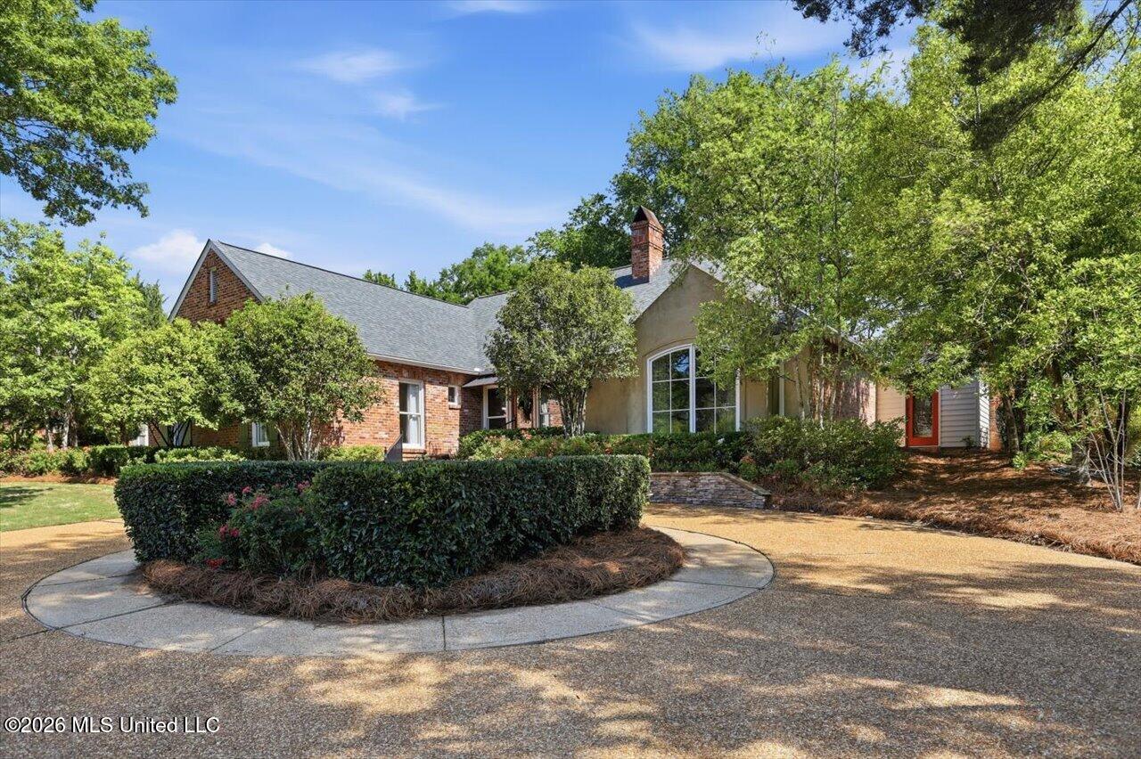 241 Sawbridge Drive Ridgeland, MS 39157 - Photo 1 of 47 02-241 Sawbridge Dr _ Hometoursms.com
