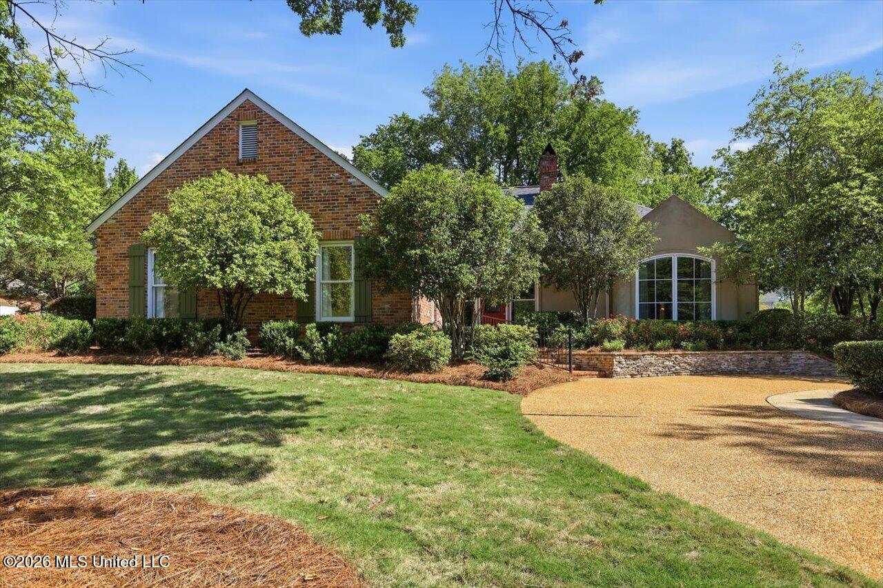 241 Sawbridge Drive Ridgeland, MS 39157 - Photo 2 of 47 01-241 Sawbridge Dr _ Hometoursms.com