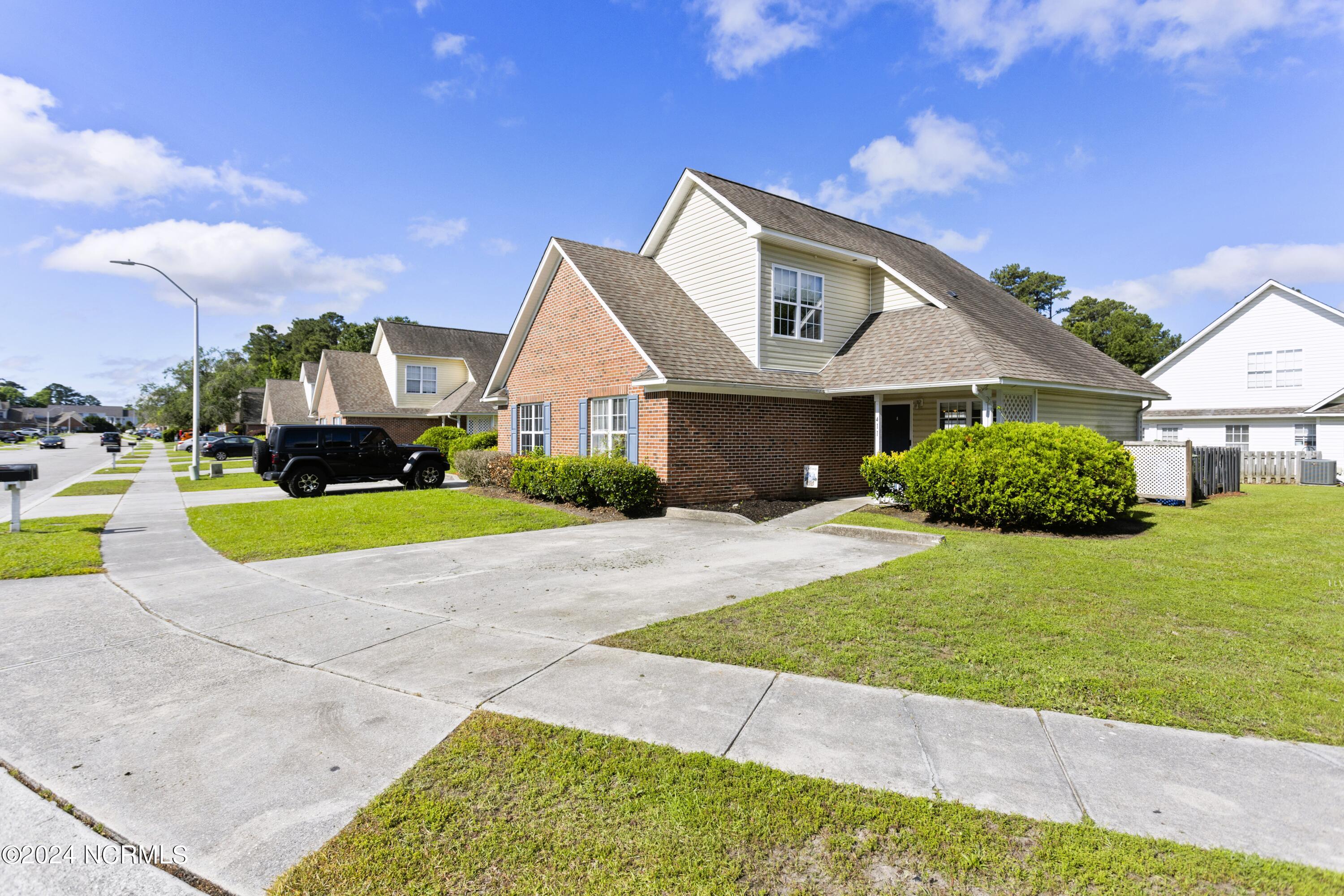 411 St Rosea Road Wilmington, NC 28405 - Photo 5 of 42 IMG_9180
