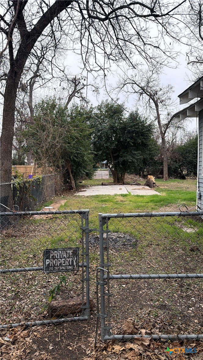 2114 Lyle Avenue Waco, TX 76708 - Photo 2 of 4