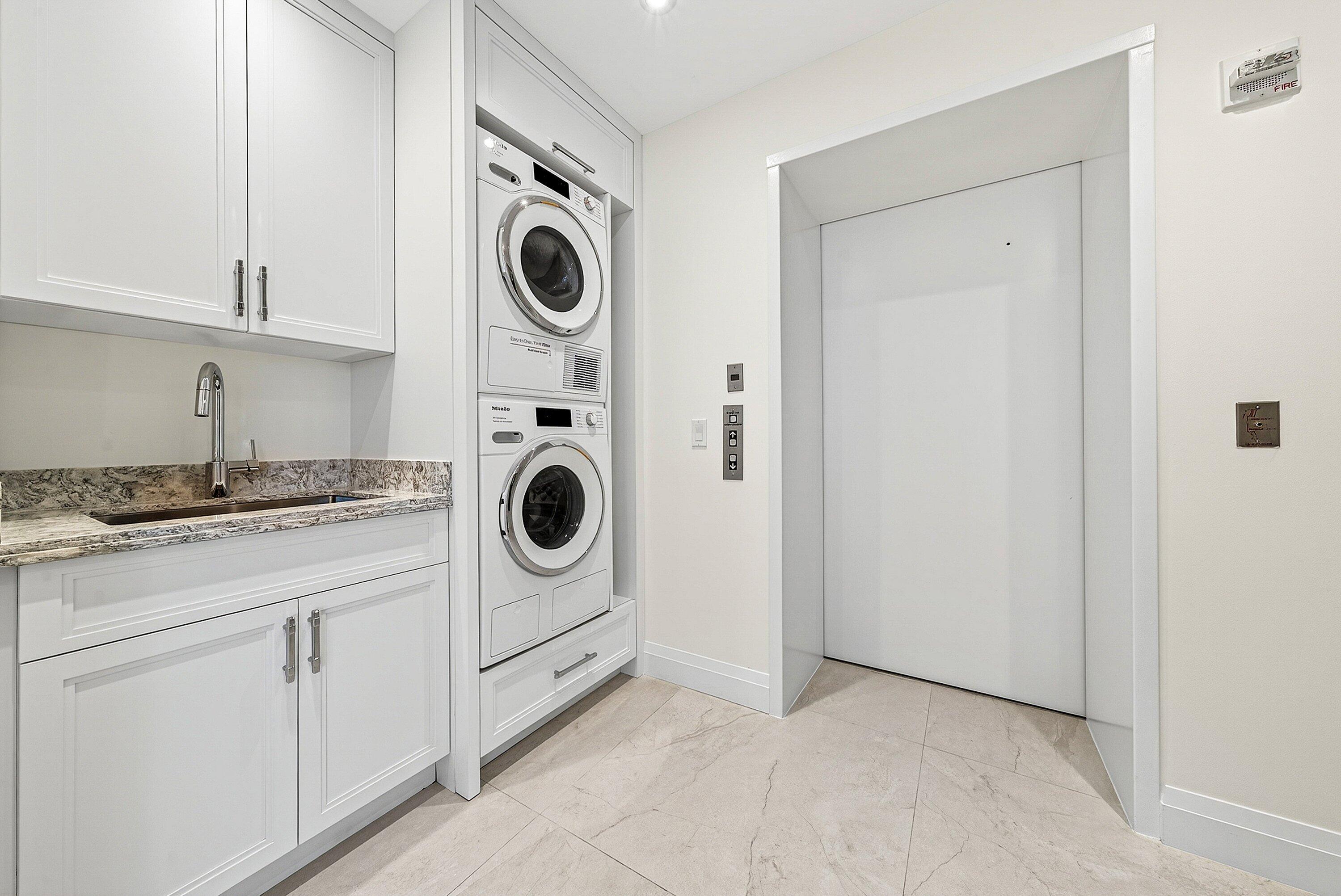 425 South Beach Road, Unit 2O Tequesta, FL 33469 - Photo 39 of 70 50- Laundry Room