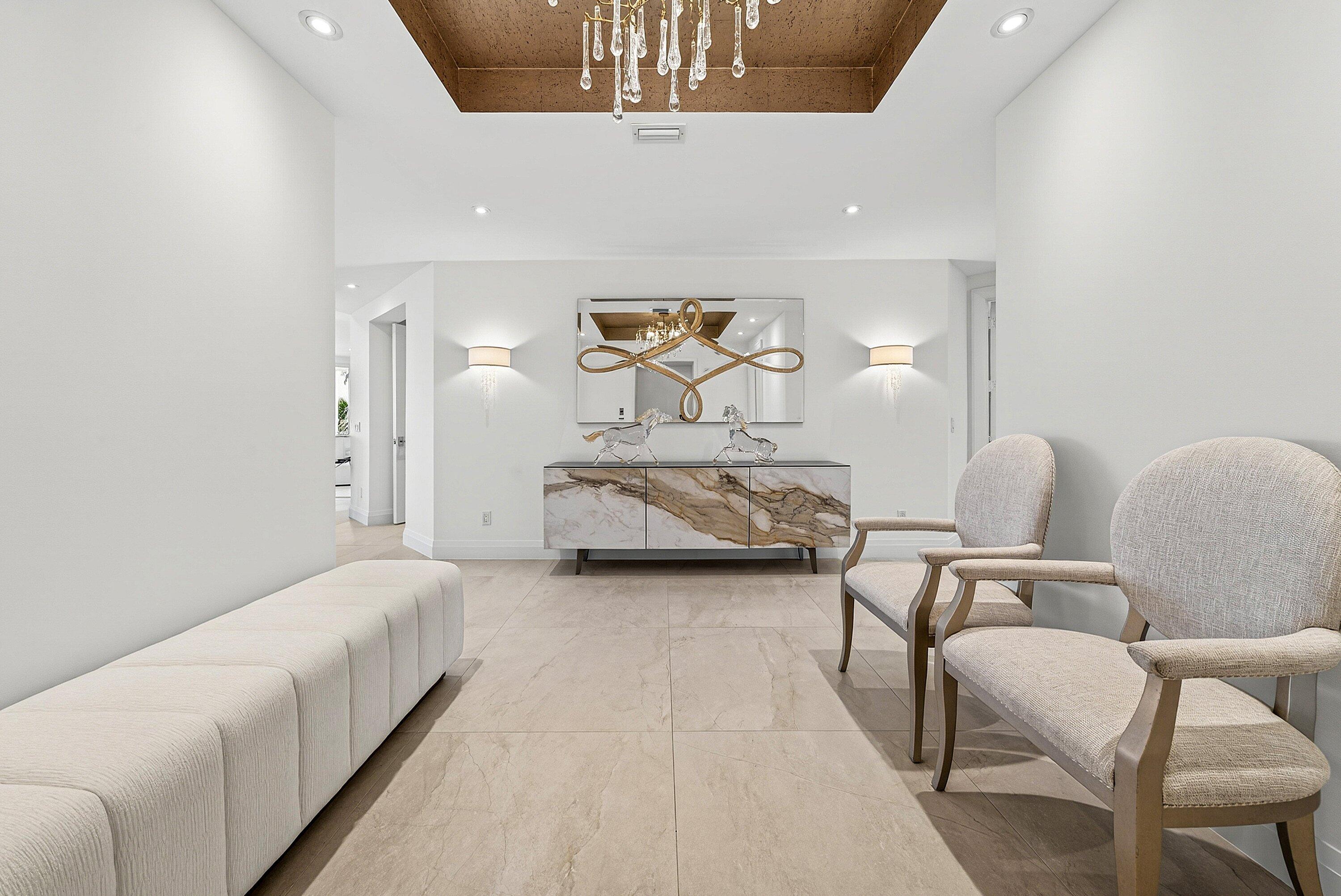 425 South Beach Road, Unit 2O Tequesta, FL 33469 - Photo 5 of 70 4- Formal Foyer with Coffered Ceiling &
