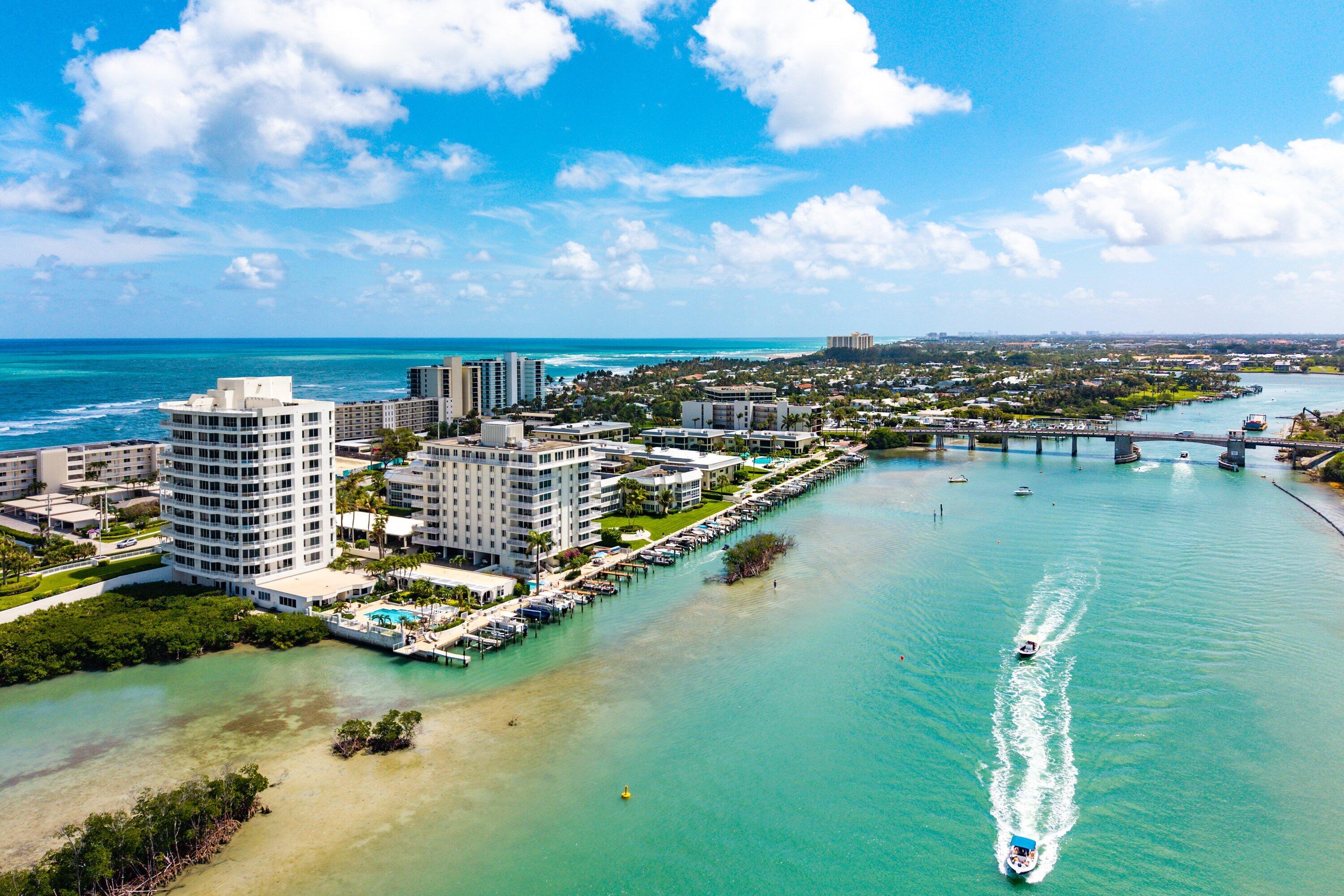 425 South Beach Road, Unit 2O Tequesta, FL 33469 - Photo 59 of 70 The Cliveden on Jupiter Island
