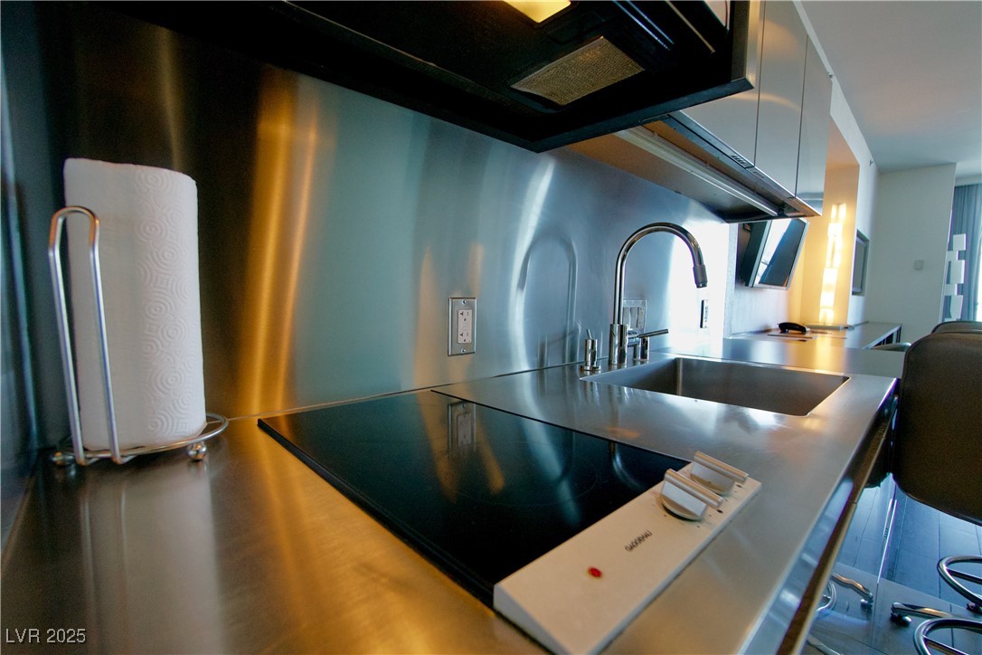 4381 West Flamingo Road, Unit 3118 Las Vegas, NV 89103 - Photo 10 of 13