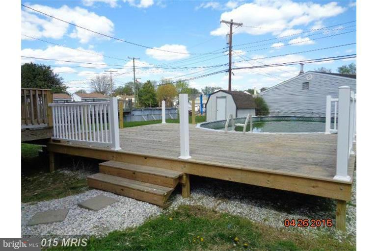 2610 West Woodwell Road Baltimore, MD 21222 - Photo 4 of 24 Exterior (Rear)