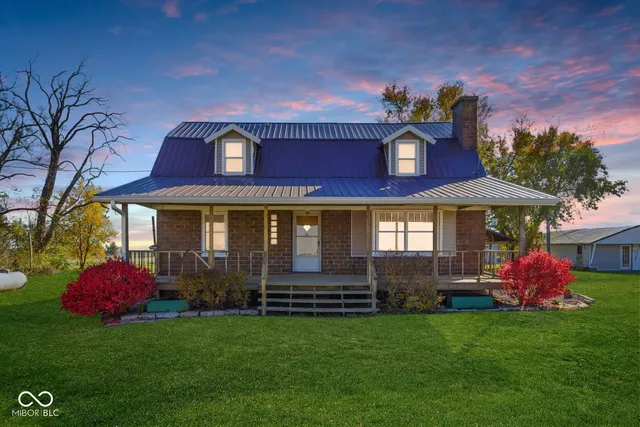 $385,000 | 3183 West 500 South, Shelbyville, IN 46176