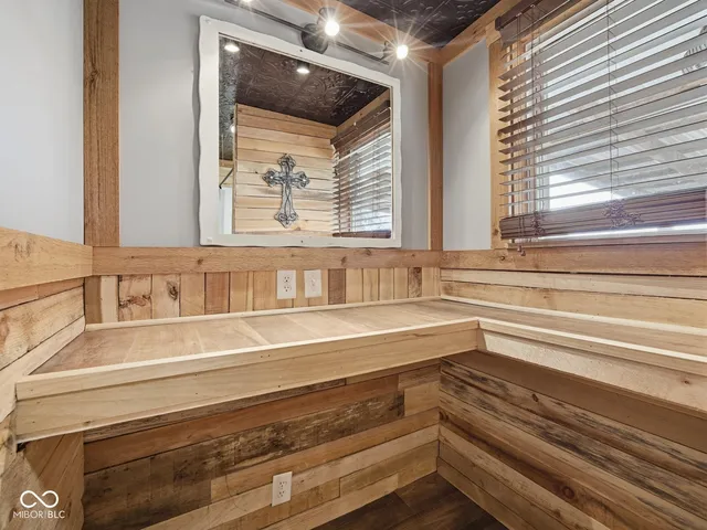 $385,000 | 3183 West 500 South, Shelbyville, IN 46176